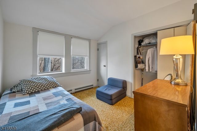 6 Lakeview Ave, Mount Olive Twp., NJ 07828