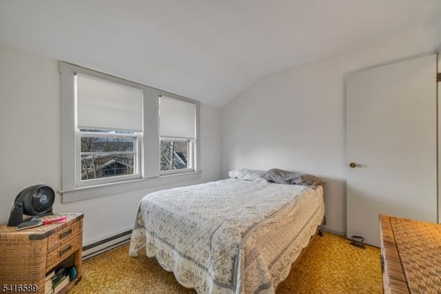 6 Lakeview Ave, Mount Olive Twp., NJ 07828