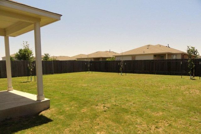 909 Remington DR, Leander, TX 78641