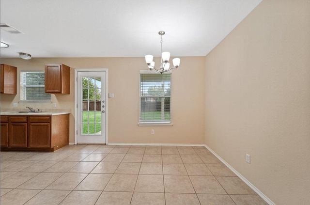 909 Remington DR, Leander, TX 78641