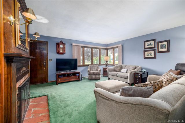 1682 Hannington Avenue, Wantagh, NY 11793