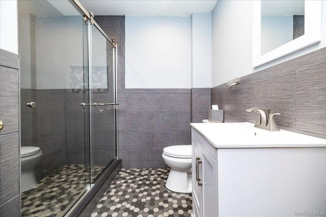 1682 Hannington Avenue, Wantagh, NY 11793