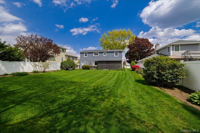 1682 Hannington Avenue, Wantagh, NY 11793