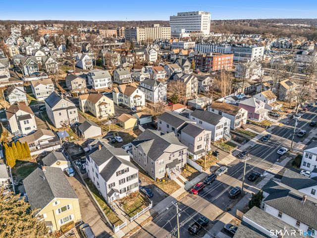 92 Lincoln Avenue, Bridgeport, CT 06606