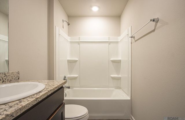 13035 Bayberry Ave, Walker, LA 70706