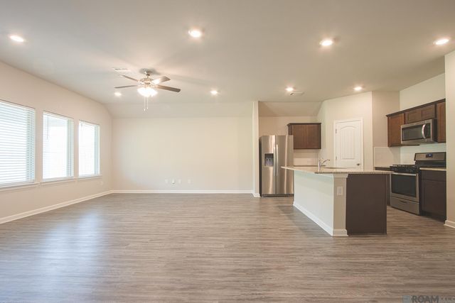 13035 Bayberry Ave, Walker, LA 70706