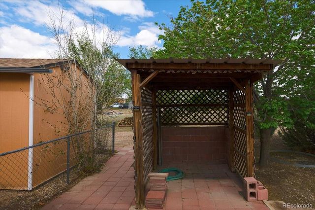 464 W Ventura Drive, Pueblo, CO 81007