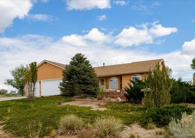 464 W Ventura Drive, Pueblo, CO 81007