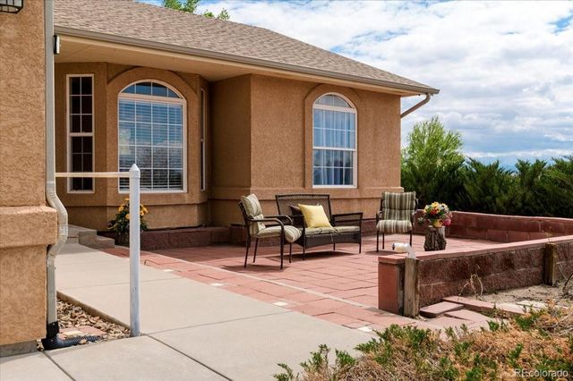 464 W Ventura Drive, Pueblo, CO 81007