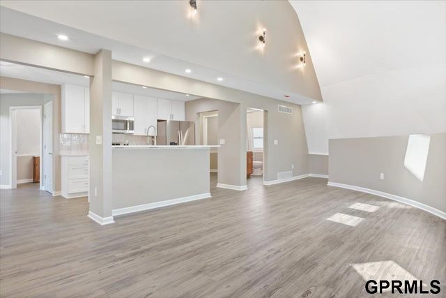 1715 Rock Bluff Road, Plattsmouth, NE 68048