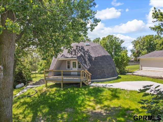 1715 Rock Bluff Road, Plattsmouth, NE 68048