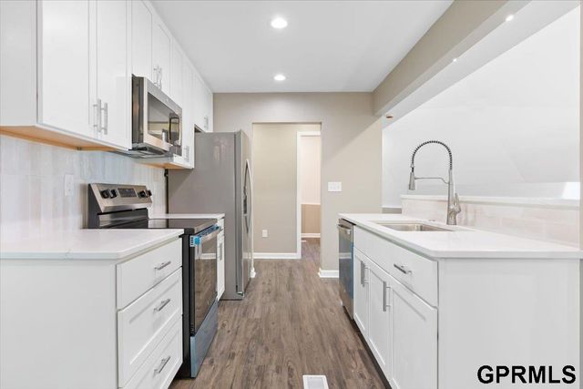 1715 Rock Bluff Road, Plattsmouth, NE 68048