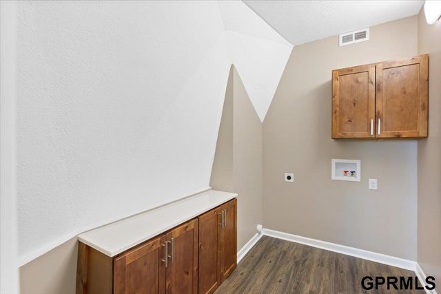 1715 Rock Bluff Road, Plattsmouth, NE 68048