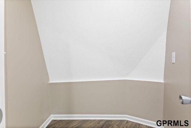 1715 Rock Bluff Road, Plattsmouth, NE 68048