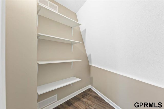 1715 Rock Bluff Road, Plattsmouth, NE 68048