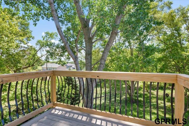 1715 Rock Bluff Road, Plattsmouth, NE 68048