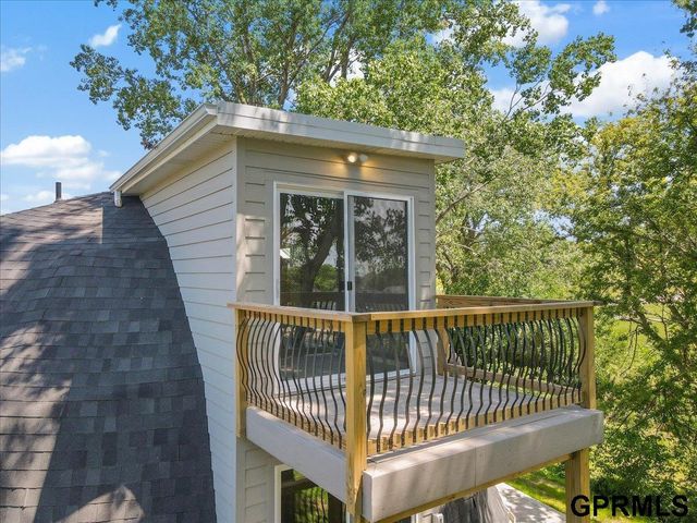 1715 Rock Bluff Road, Plattsmouth, NE 68048