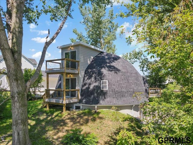 1715 Rock Bluff Road, Plattsmouth, NE 68048