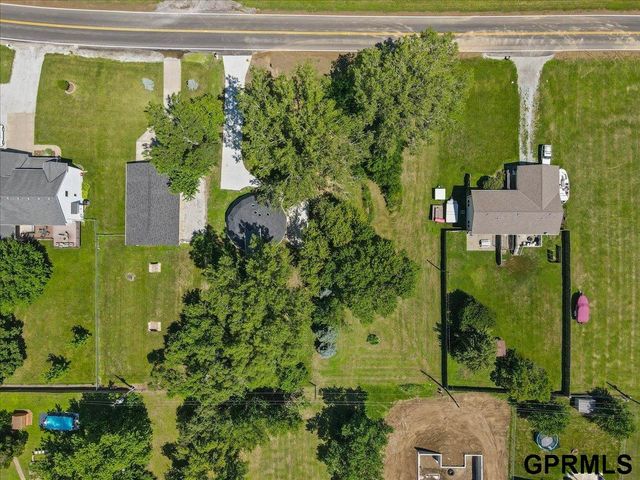 1715 Rock Bluff Road, Plattsmouth, NE 68048