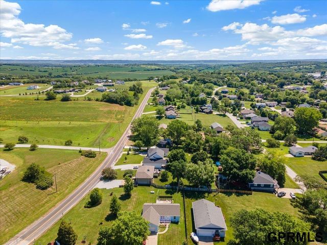 1715 Rock Bluff Road, Plattsmouth, NE 68048