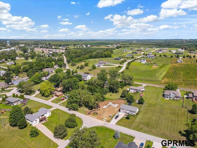 1715 Rock Bluff Road, Plattsmouth, NE 68048