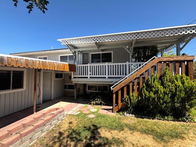 6825 S NYE DR, Cottonwood Heights, UT 84121