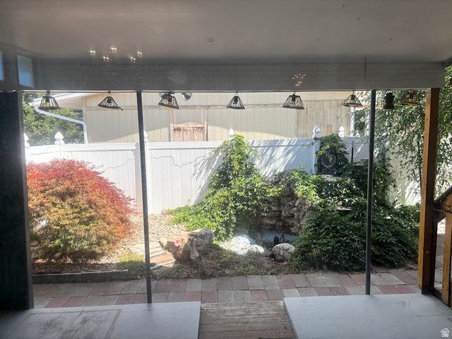 6825 S NYE DR, Cottonwood Heights, UT 84121