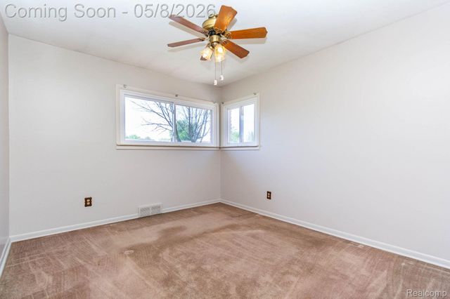 15473 Kennebec Street, Southgate, MI 48195