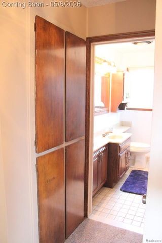 15473 Kennebec Street, Southgate, MI 48195