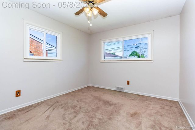 15473 Kennebec Street, Southgate, MI 48195
