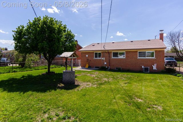 15473 Kennebec Street, Southgate, MI 48195
