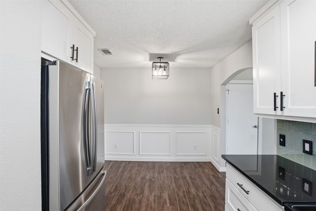 10205 Dawson Trail, Fort Worth, TX 76108