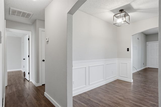 10205 Dawson Trail, Fort Worth, TX 76108