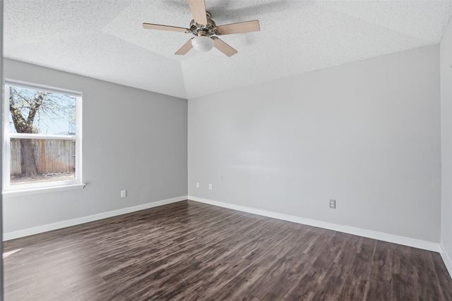 10205 Dawson Trail, Fort Worth, TX 76108