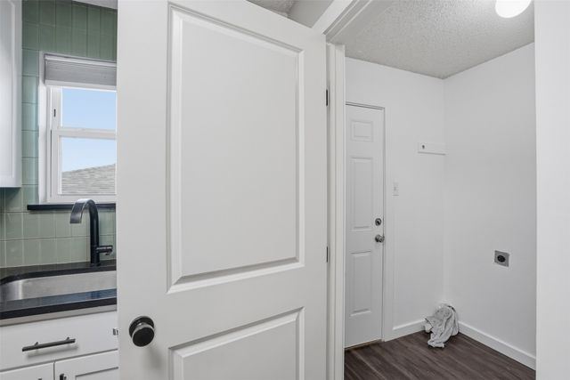 10205 Dawson Trail, Fort Worth, TX 76108