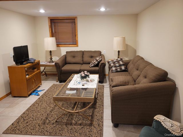 9720 158th Avenue, Howard Beach, NY 11414