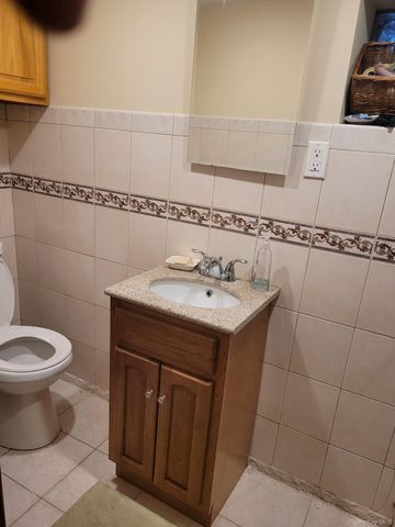 9720 158th Avenue, Howard Beach, NY 11414