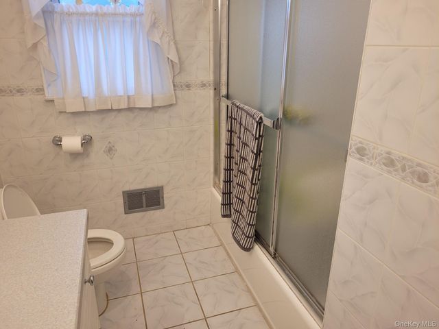 9720 158th Avenue, Howard Beach, NY 11414