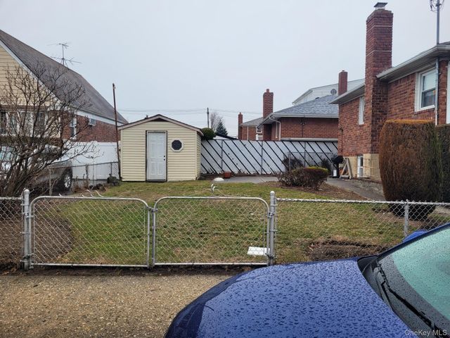 9720 158th Avenue, Howard Beach, NY 11414