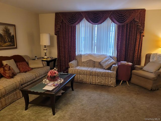 9720 158th Avenue, Howard Beach, NY 11414