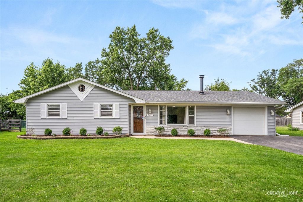 19350 Jacquie Avenue, Romeoville, IL 60446