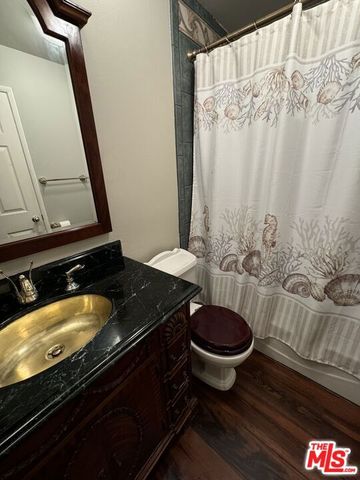 1749 12th Street B, Santa Monica, CA 90404