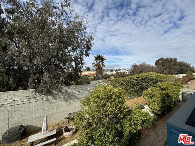 1749 12th Street B, Santa Monica, CA 90404
