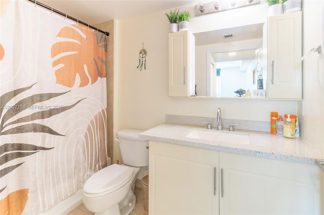 275 NE 18th St 1110, Miami, FL 33132