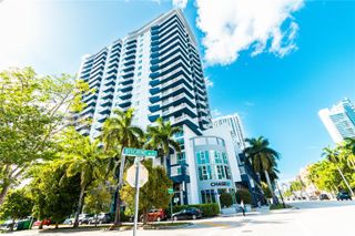 275 NE 18th St 1110, Miami, FL 33132