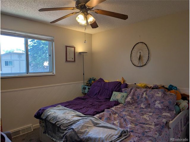 8226 Yarrow Ct, Arvada, CO 80005