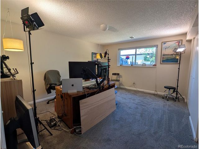 8226 Yarrow Ct, Arvada, CO 80005