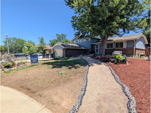 8226 Yarrow Ct, Arvada, CO 80005