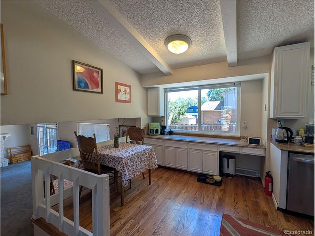 8226 Yarrow Ct, Arvada, CO 80005