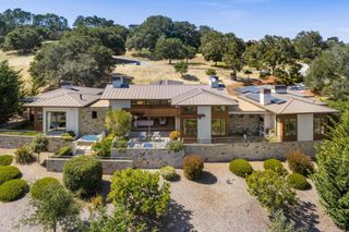 7536 Canada Vista Way, Monterey, CA 93940